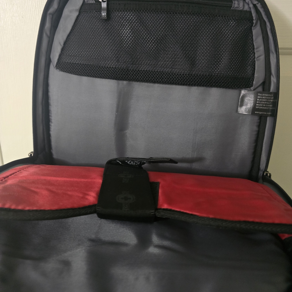 SwissGear Computer Backpack - Picture 6 of 7
